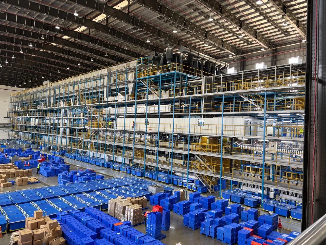 Glove production machinery delivered by SAMA